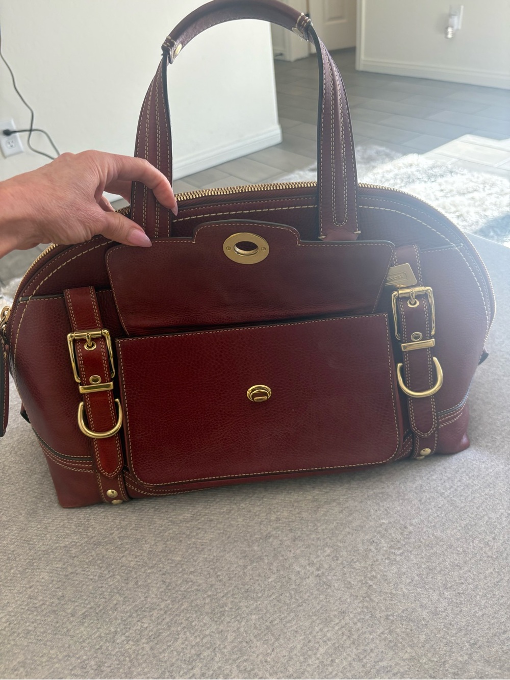 Coach Vintage Miranda Burgundy Satchel with Turn-Lock Front Pocket - Picture 3 of 9